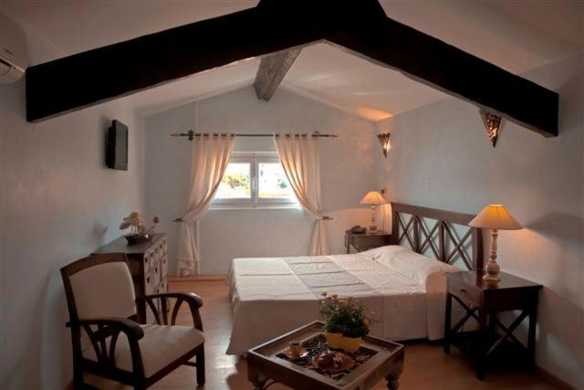 L'isula Rossa Hotel LʼÎle-Rousse