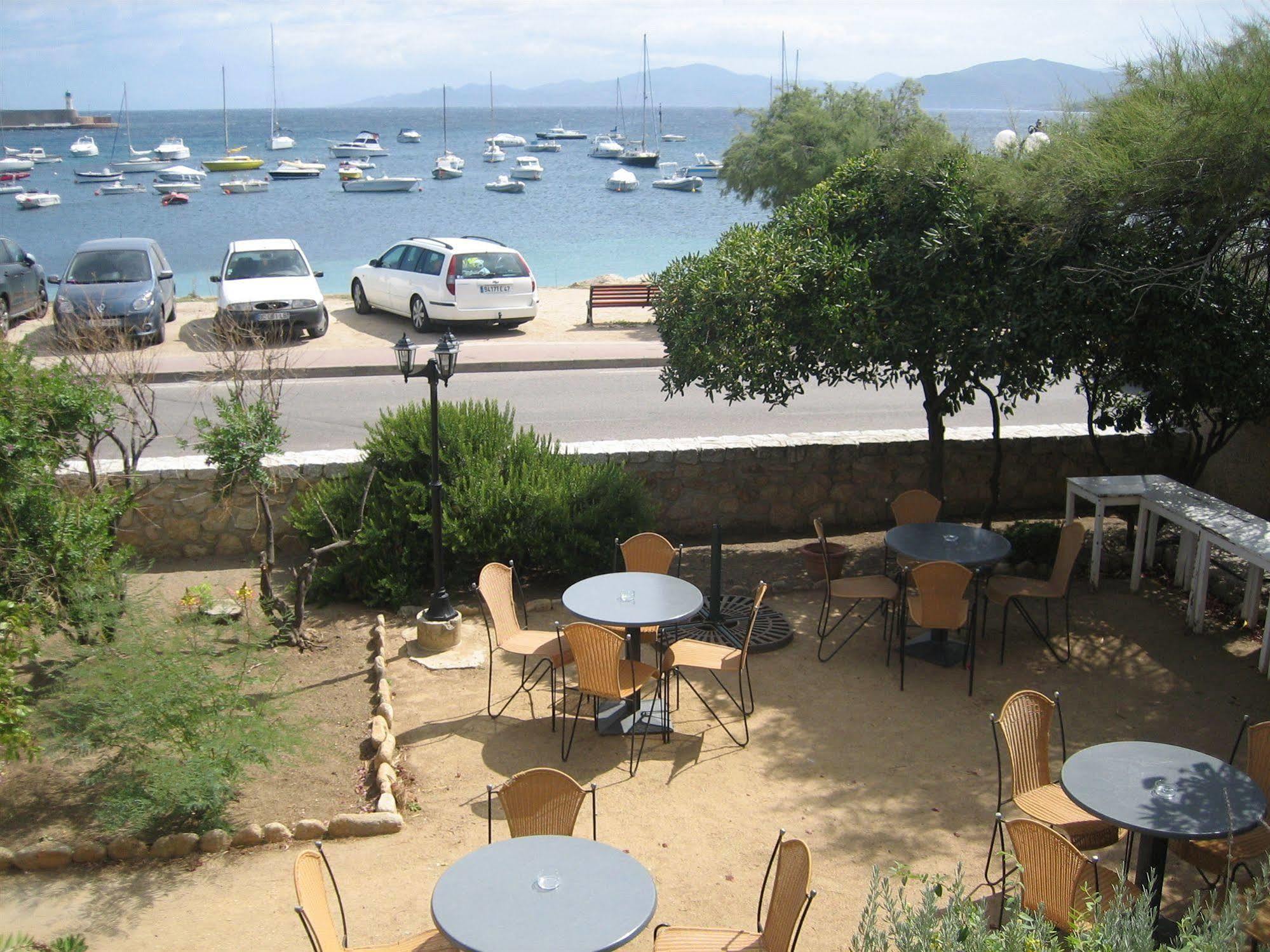 Hotel L'isula Rossa